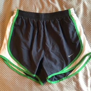 Women’s Nike shorts XS